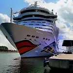 Ferienhaus am Yachthafen, Moewe